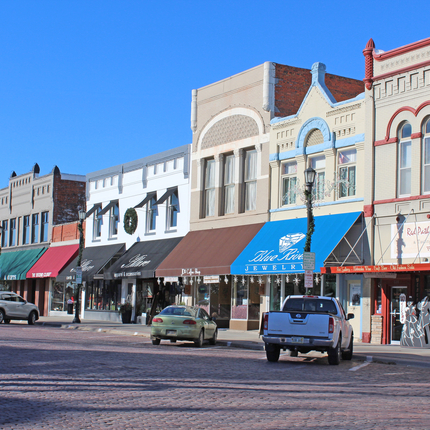downtown Seward, Nebraska during the holidays